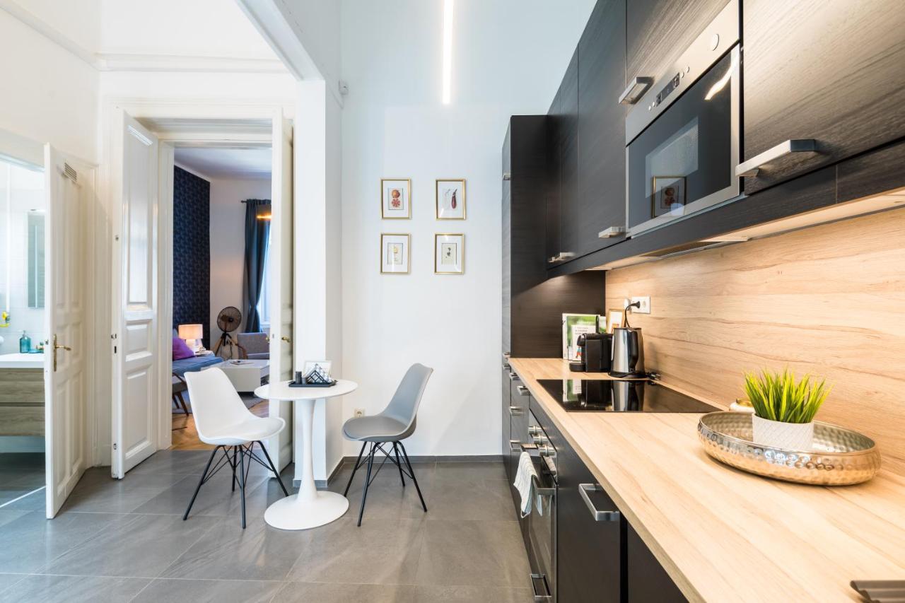Double Blue Apartment In Budapest Downtown المظهر الخارجي الصورة