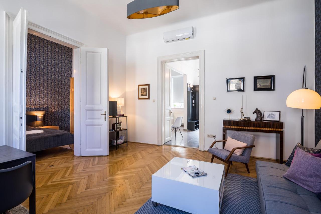 Double Blue Apartment In Budapest Downtown المظهر الخارجي الصورة